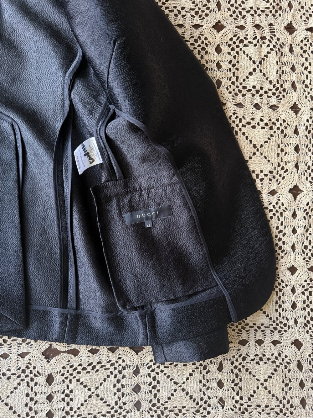 Luxurious GUCCI Tom Ford era black sharkskin blazer like new Italy 42 - Picture 8 of 15